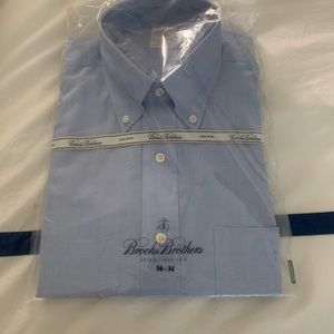 NWT - Brooks Brothers Men’s Buttondown